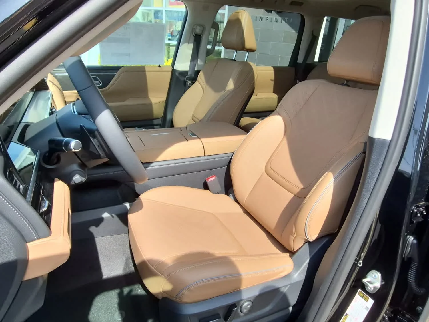 New 2026 BLACK OBSIDIAN INFINITI Luxe 4WD image 12