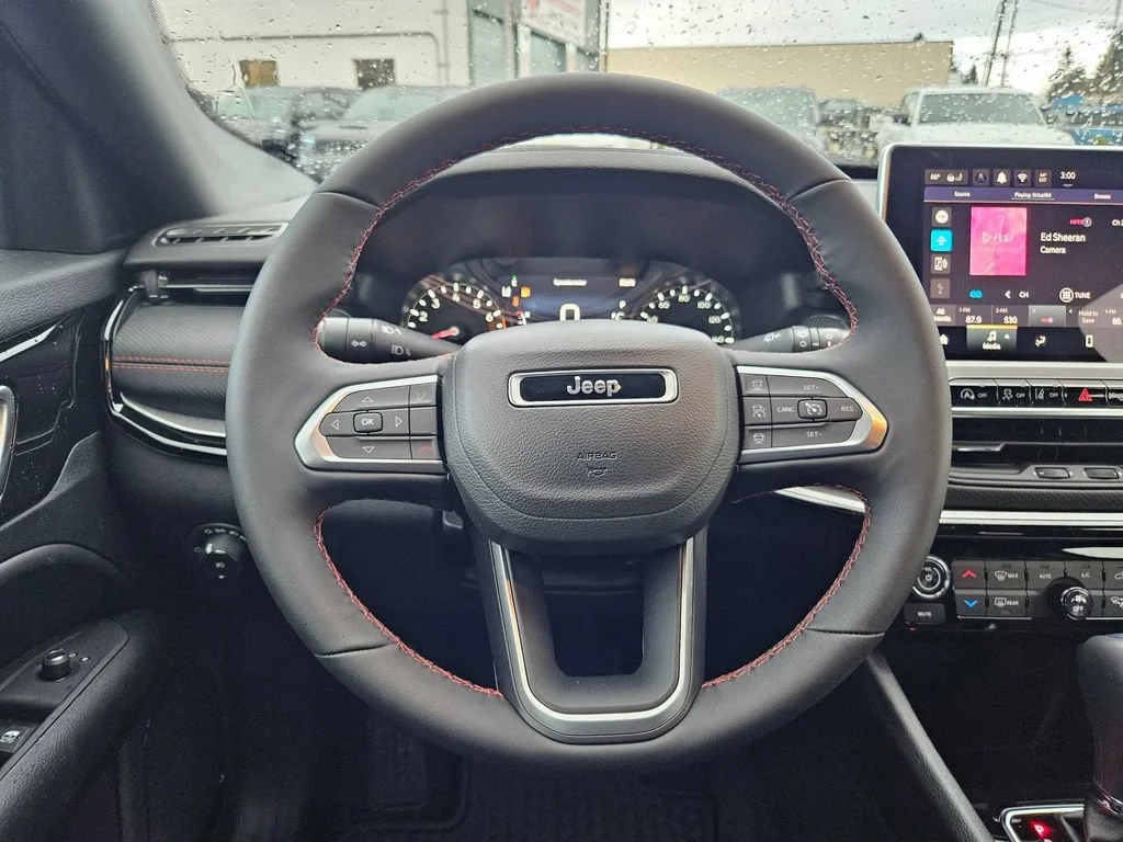2026 Jeep Compass Trailhawk - Photo 15
