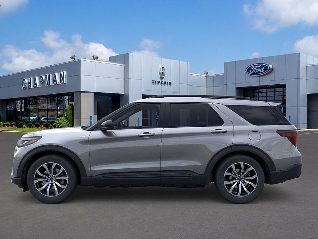 Used 2026 Gray Metallic Ford ST-Line image 3