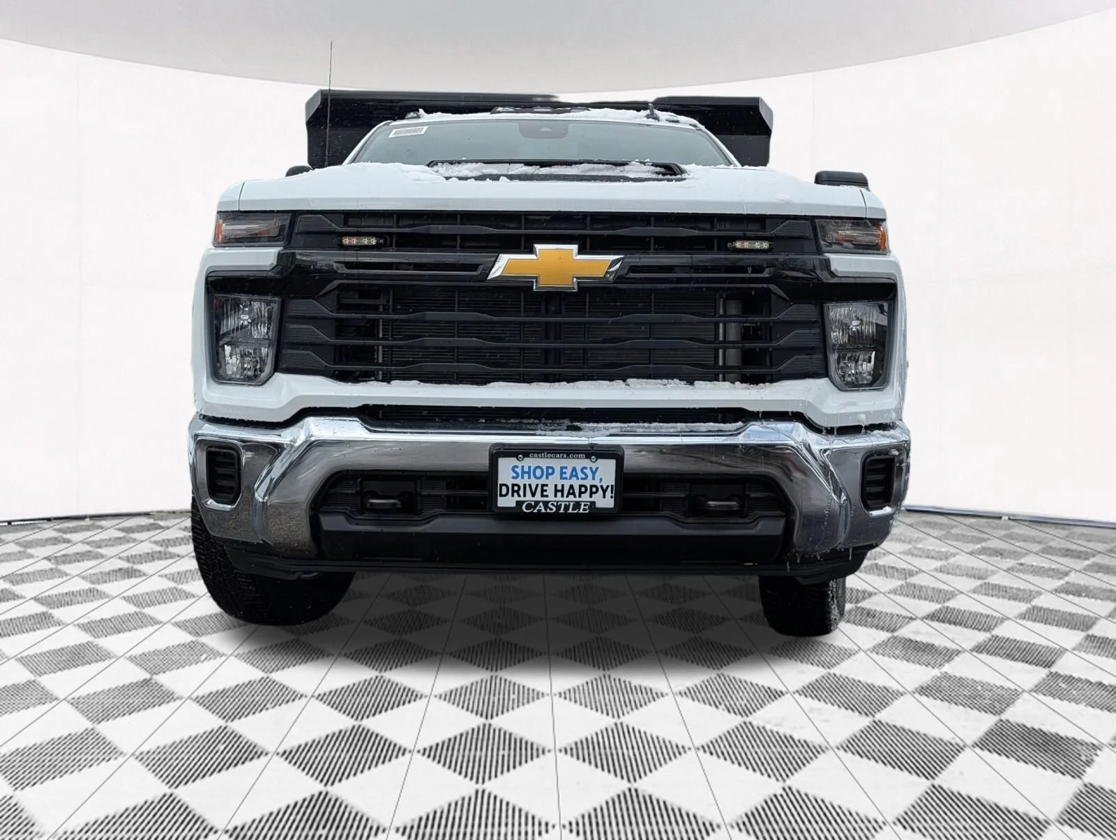 New 2025 Summit White Chevrolet Work Truck image 18