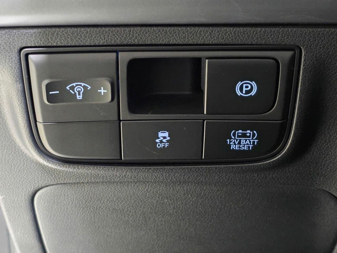 New 2026 Shimmering Silver Hyundai Blue image 33