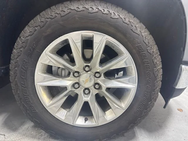 Used 2020 Gray Chevrolet LTZ image 4