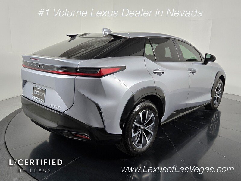 Certified Used 2024 Iridium Lexus PREMIUM image 6