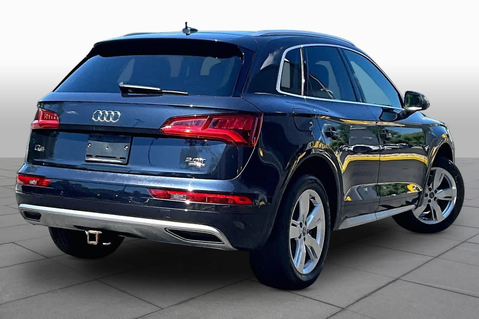 Used 2018 Moonlight Blue Metallic Audi Premium Plus image 13