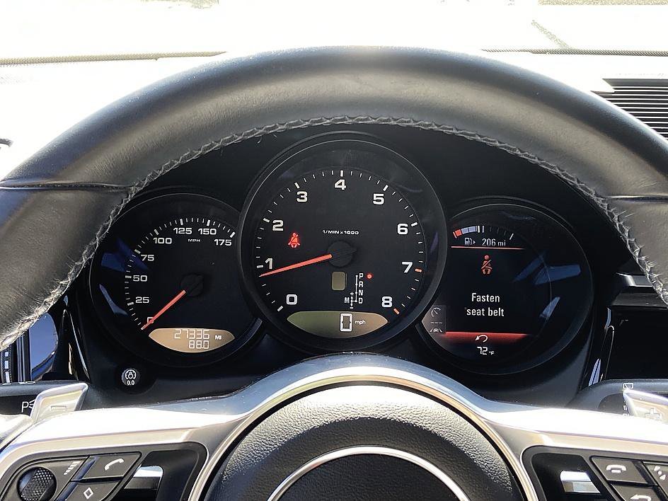 Used 2020 Sapphire Blue Metallic Porsche Base image 14