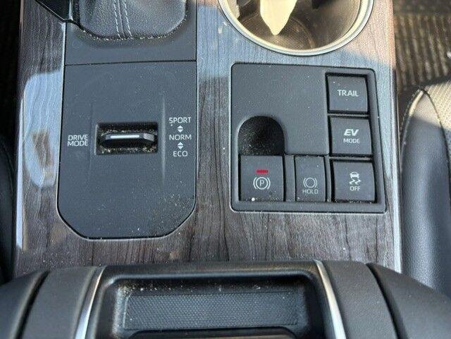 Used 2023 Cypress Toyota Limited image 11