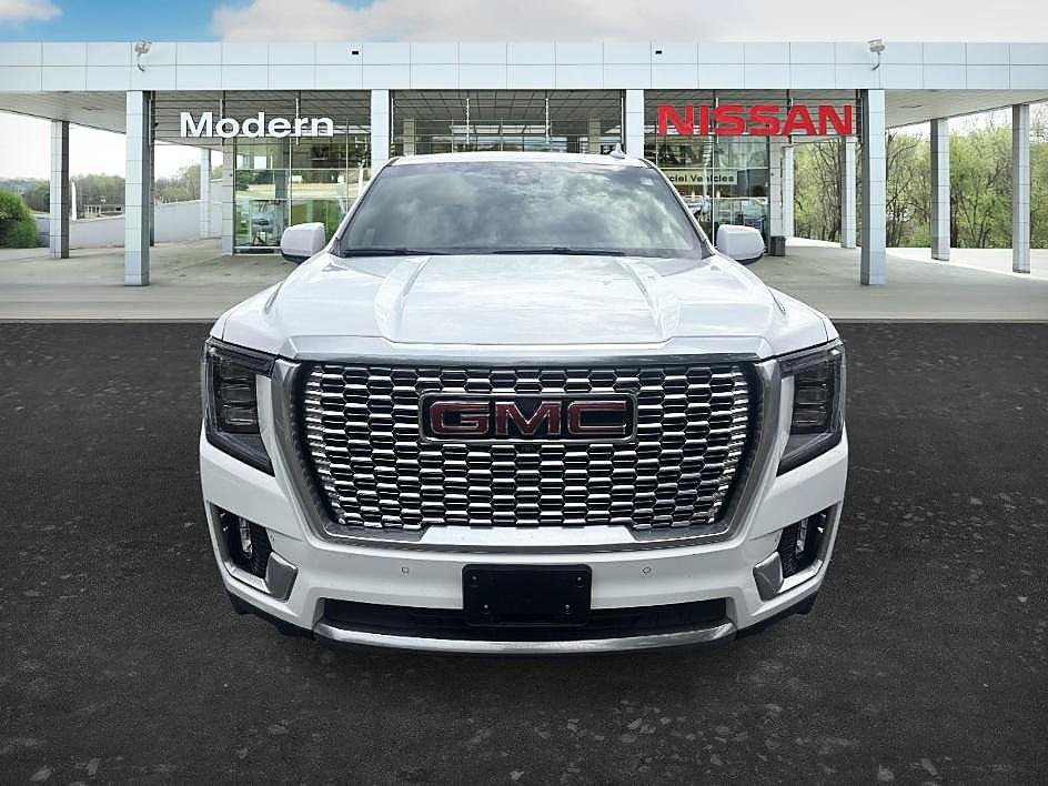 Used 2023 Summit White GMC Denali image 8