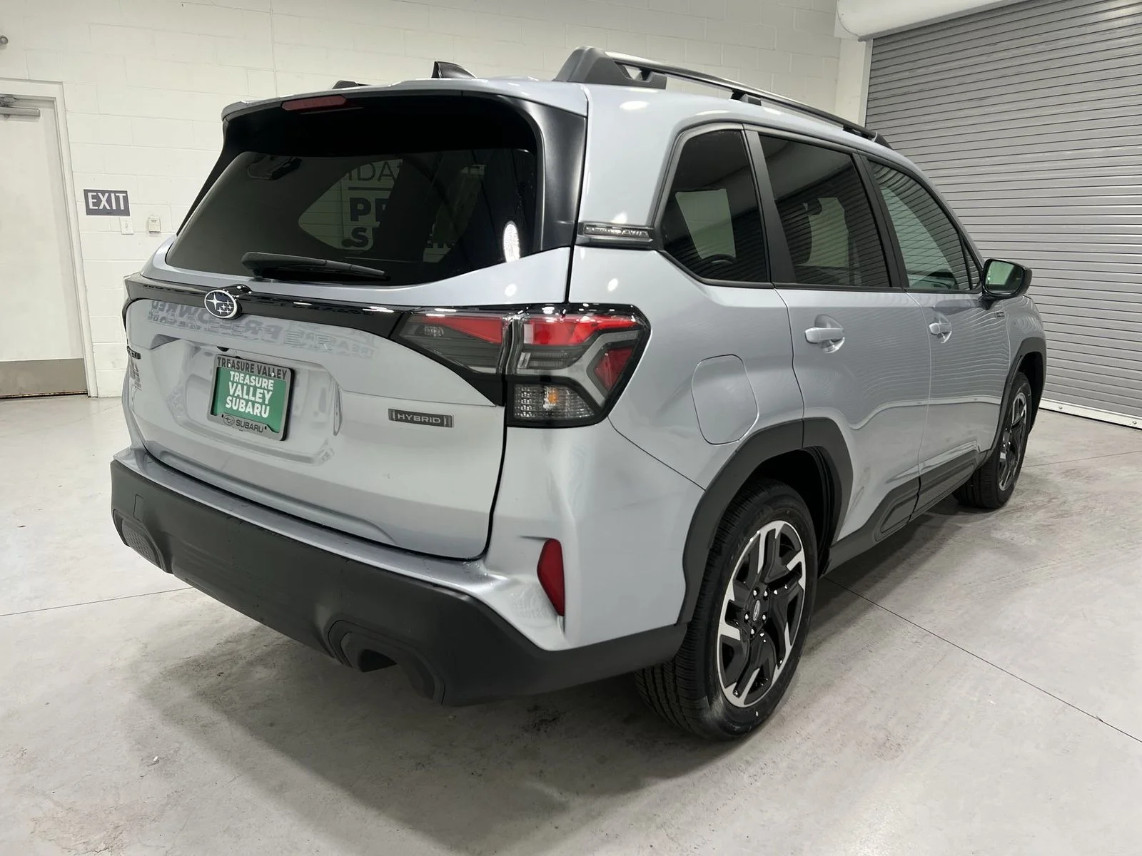 New 2026 ICE SILVER METALLIC Subaru Premium Hybrid image 8