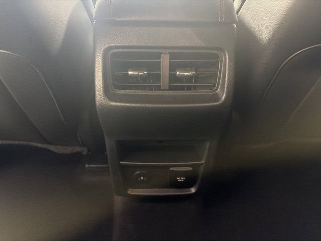 Used 2024 Silver Ford ST Line image 30