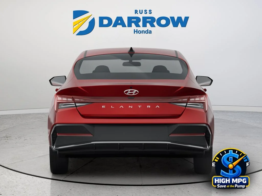 Used 2024 Red Hyundai SEL image 3