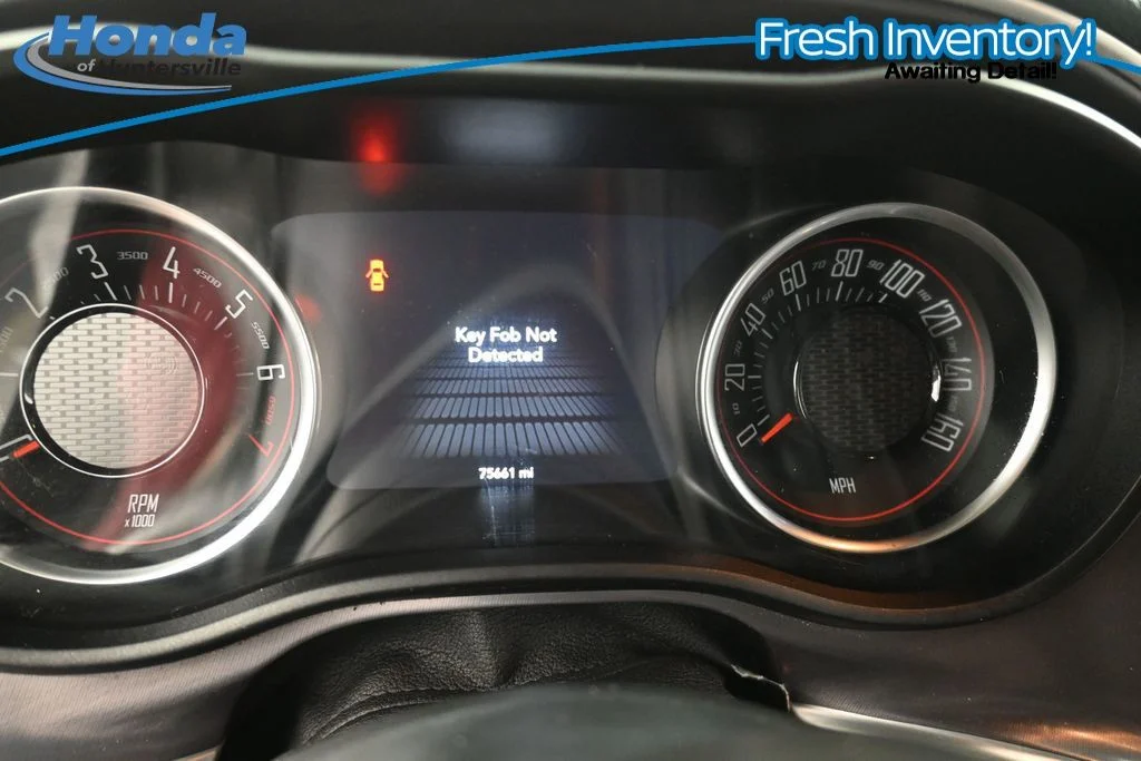 Used 2021 Triple Nickel Clearcoat Dodge SXT image 15