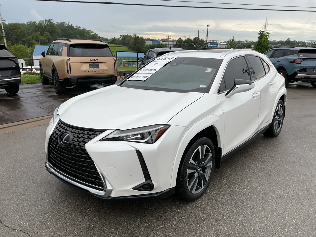 Used 2022 Eminent White Pearl Lexus PREM image 4