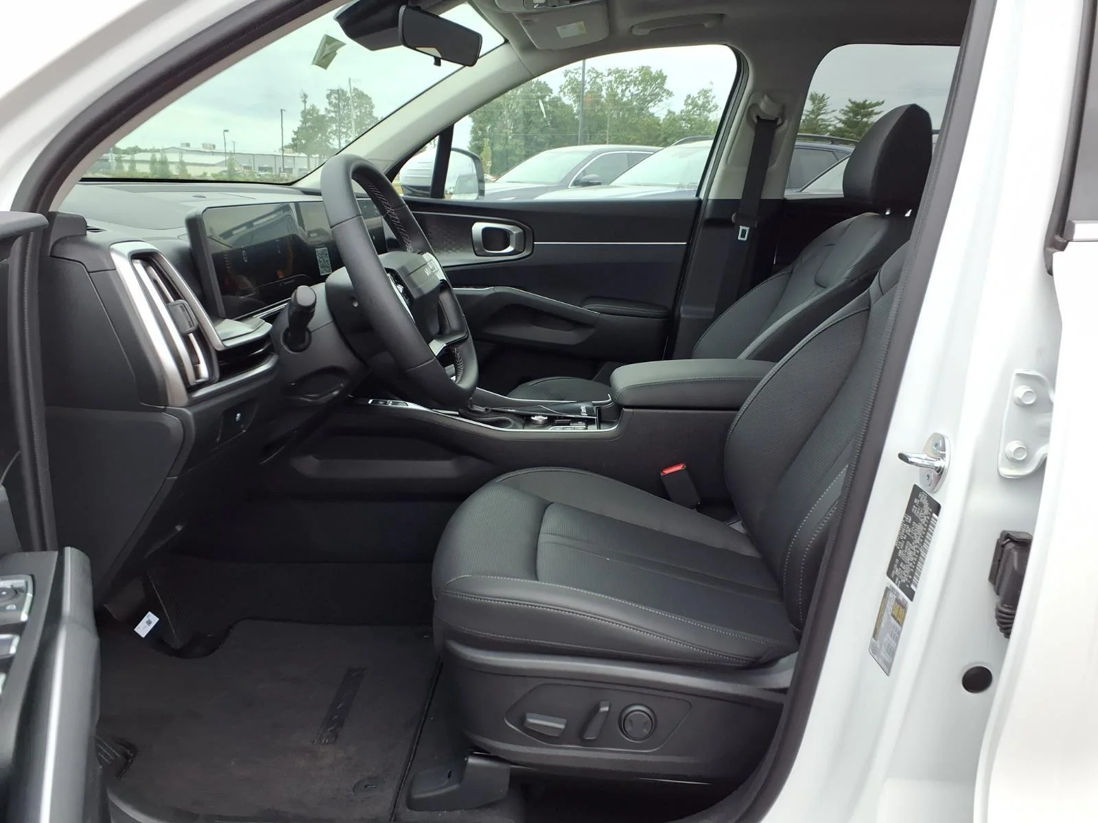New 2026 Glacial White Pearl Kia S image 12