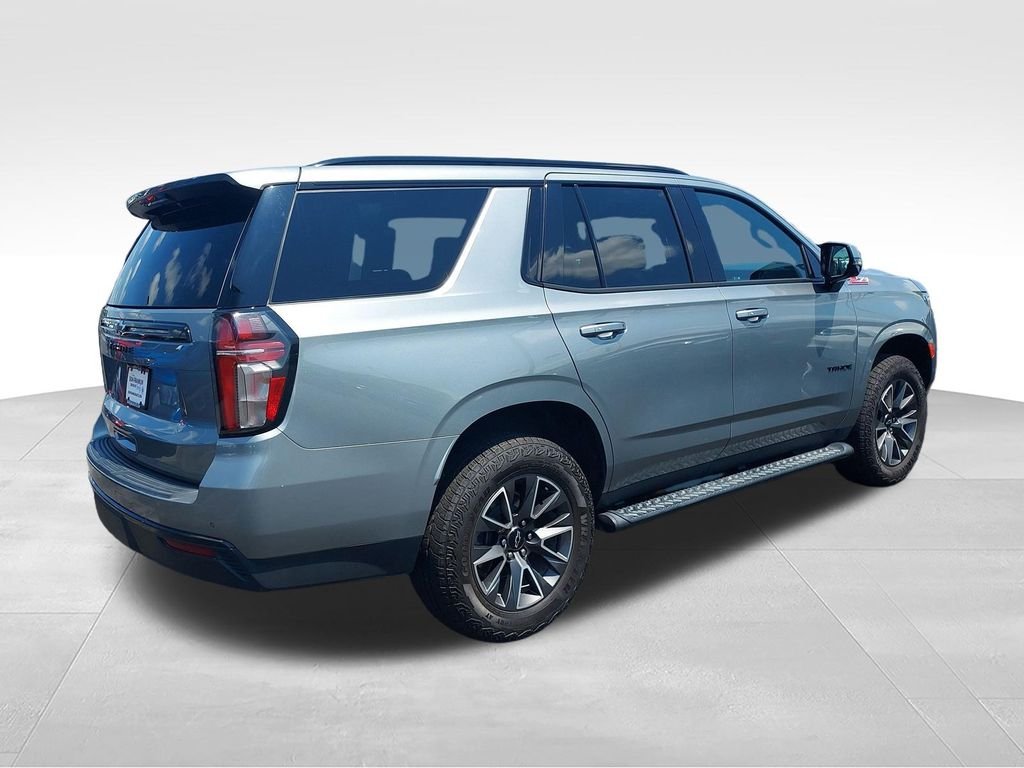 Used 2023 Gray Chevrolet Z71 image 5