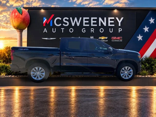 Used 2025 Black Chevrolet Custom image 6