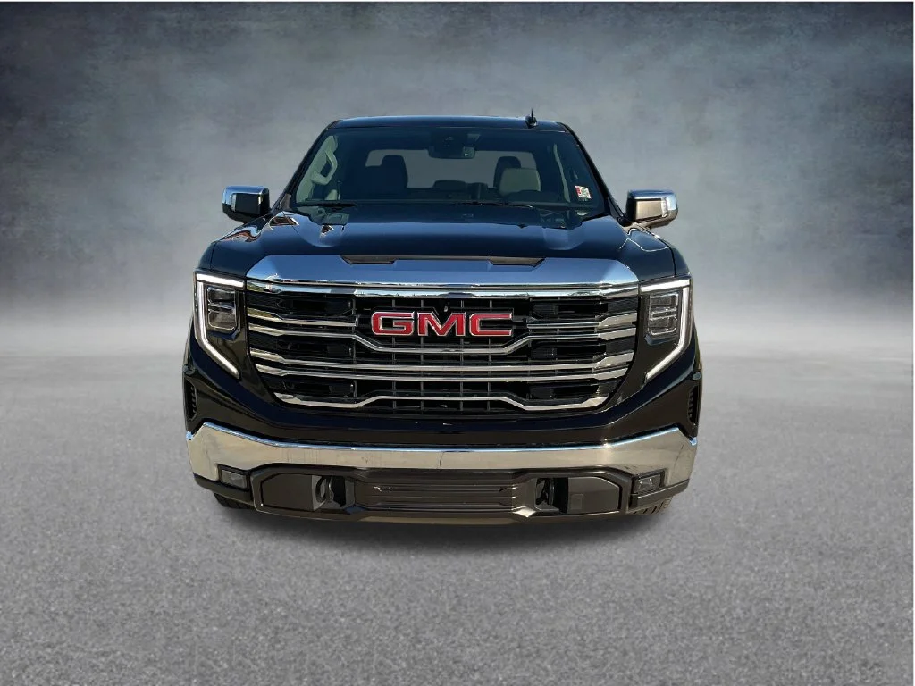 Used 2025 Black GMC SLT image 2