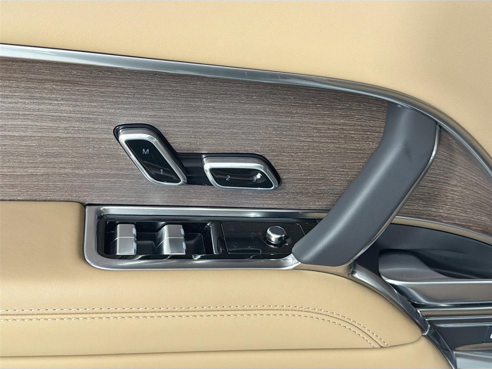 2026 Land Rover Range Rover SE - Photo 17