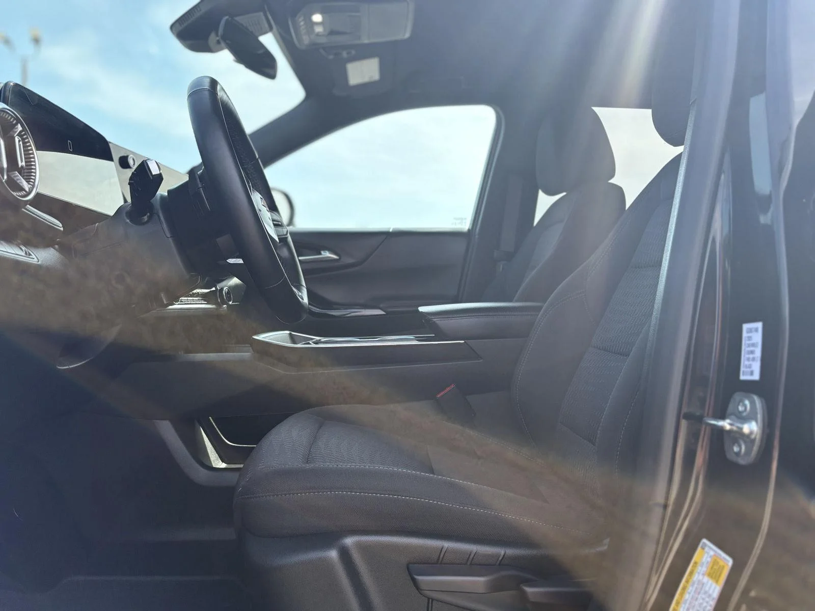 2025 Chevrolet Equinox LT - Photo 12
