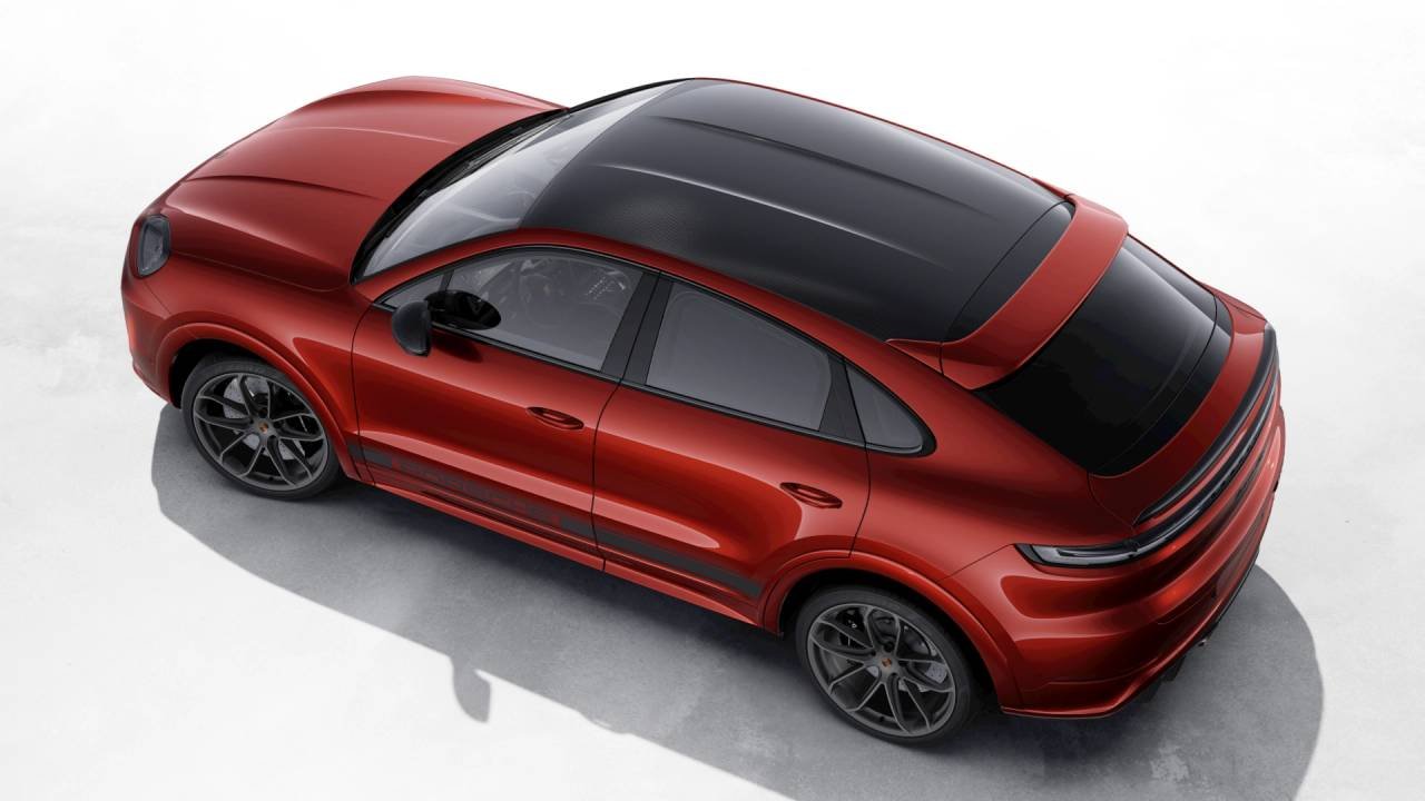 New 2026 Paint to Sample: Rubyredmetallic Porsche GTS image 4