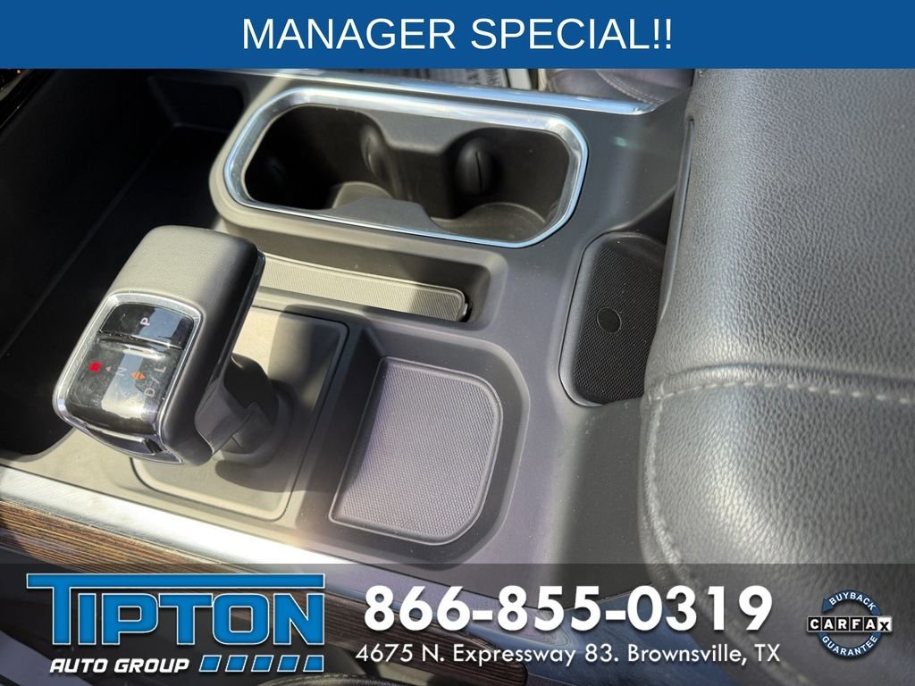 Used 2024 White GMC Elevation image 15