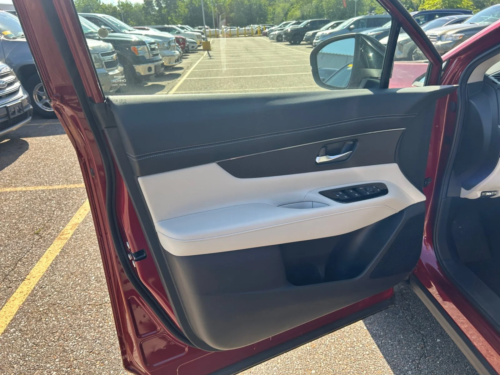 New 2026 Scarlet Ember Tintcoat Nissan SV image 27