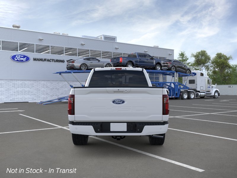 New 2026 Oxford White Ford XLT image 5