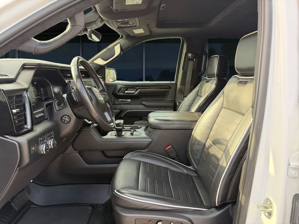 Certified Used 2023 Summit White GMC AT4X image 19