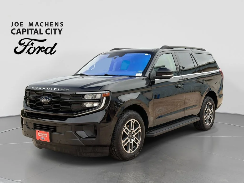 Used 2025 Black Ford Active image 9
