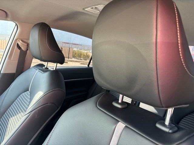 Used 2020 White Toyota SE image 9