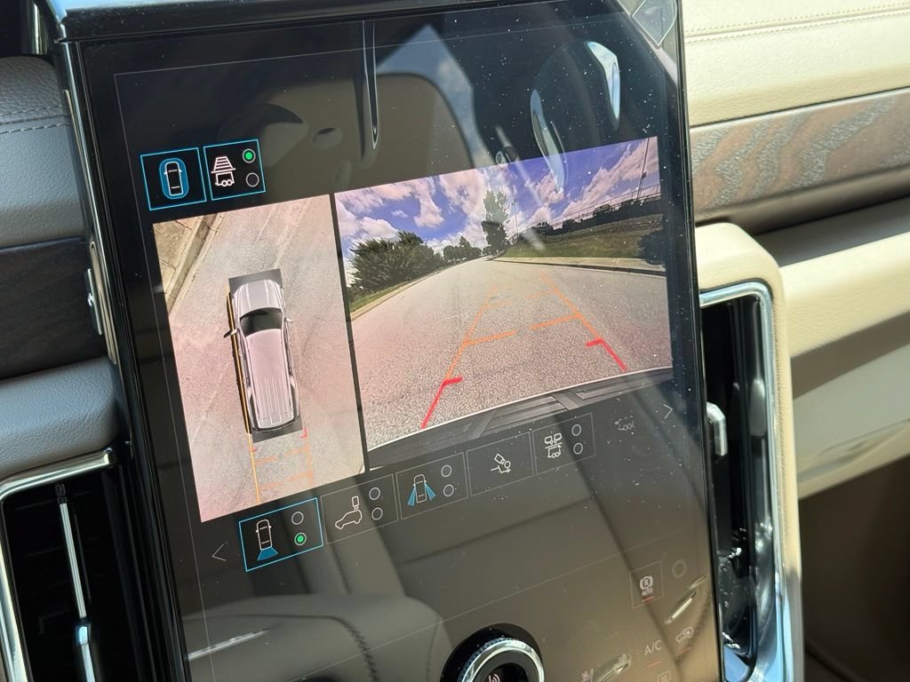 2026 GMC Yukon XL Denali - Photo 33