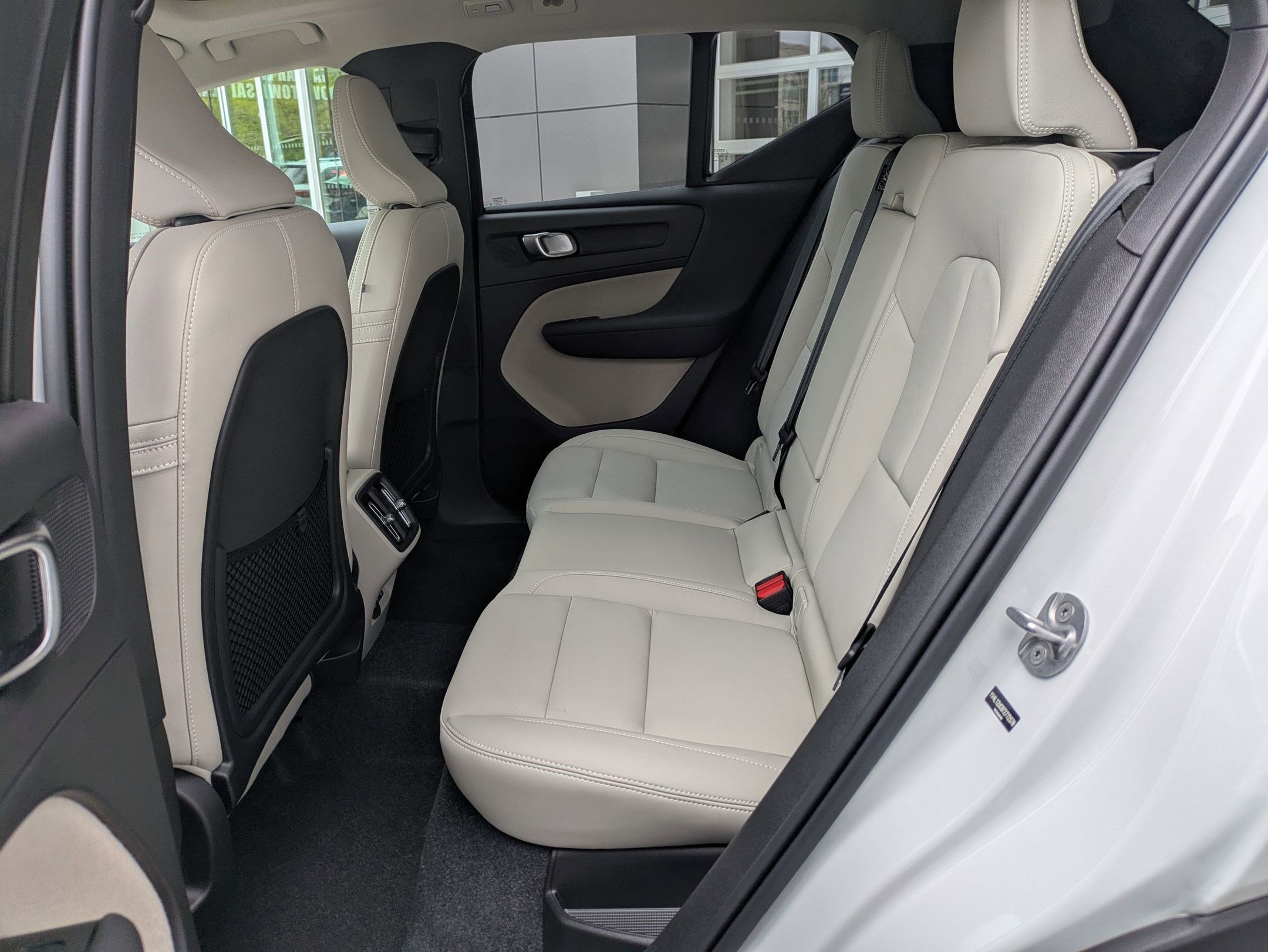 New 2026 Crystal White Volvo Plus image 15