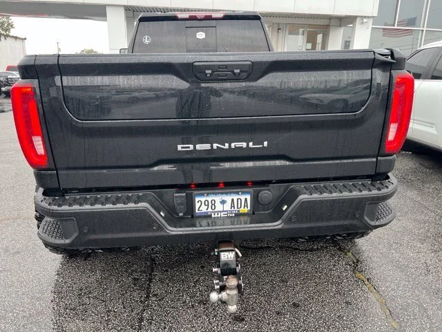 Used 2022 ONYX BLACK GMC Denali image 22