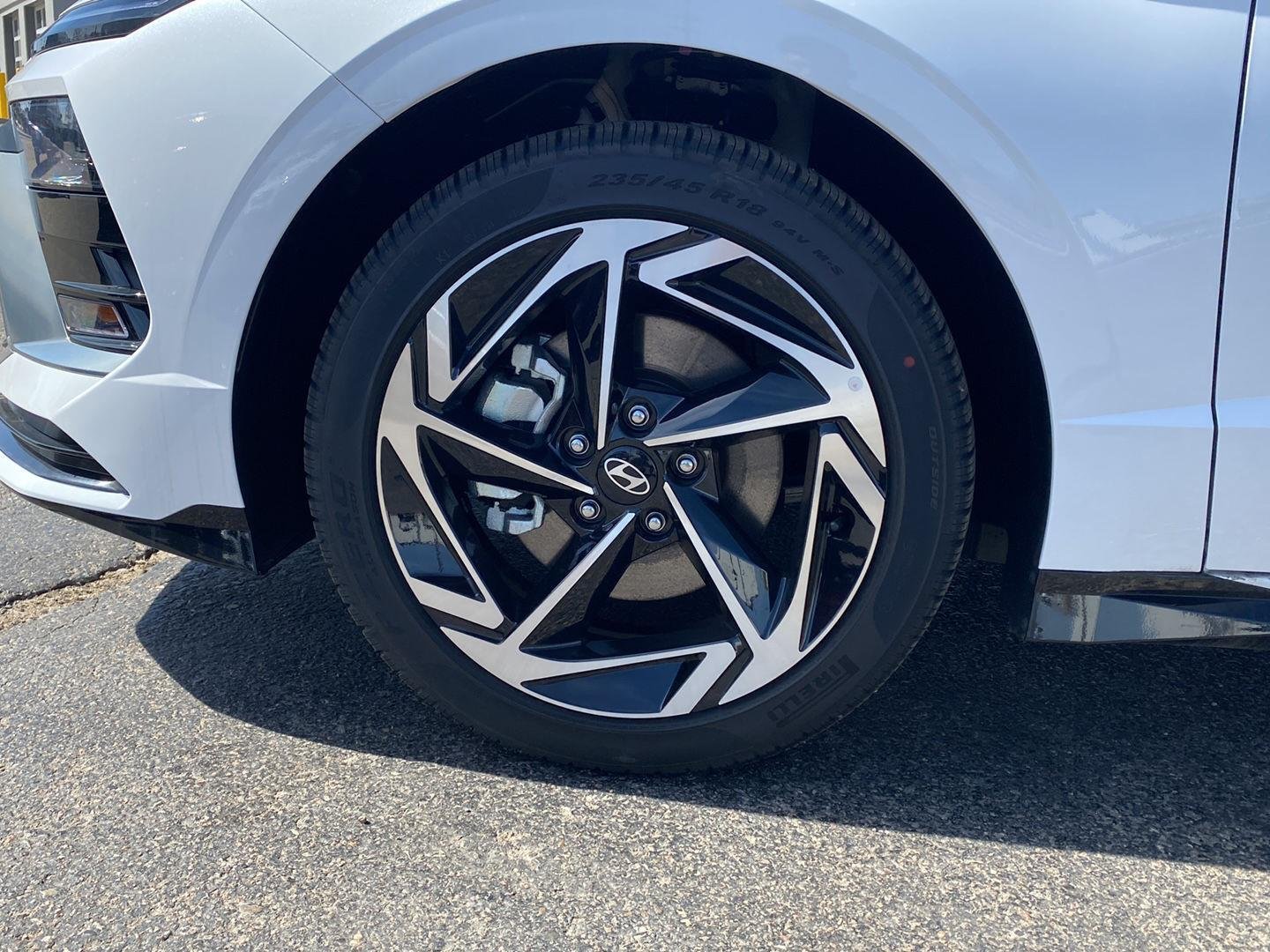 2026 Hyundai Sonata SEL - Photo 9