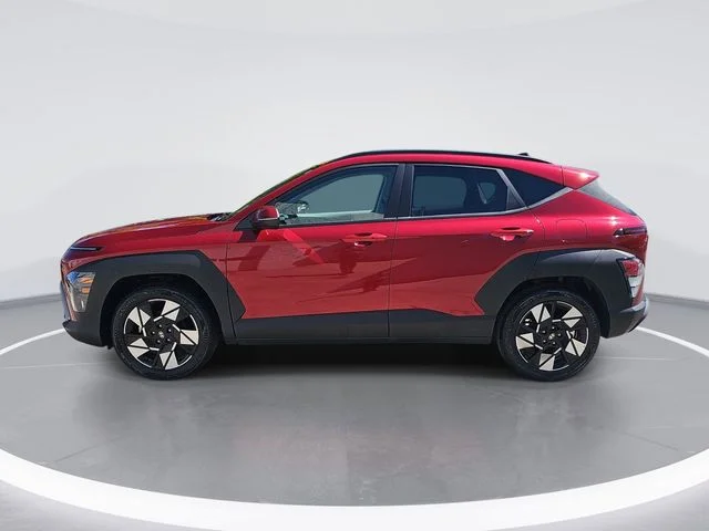 Used 2025 Red Hyundai SEL image 2