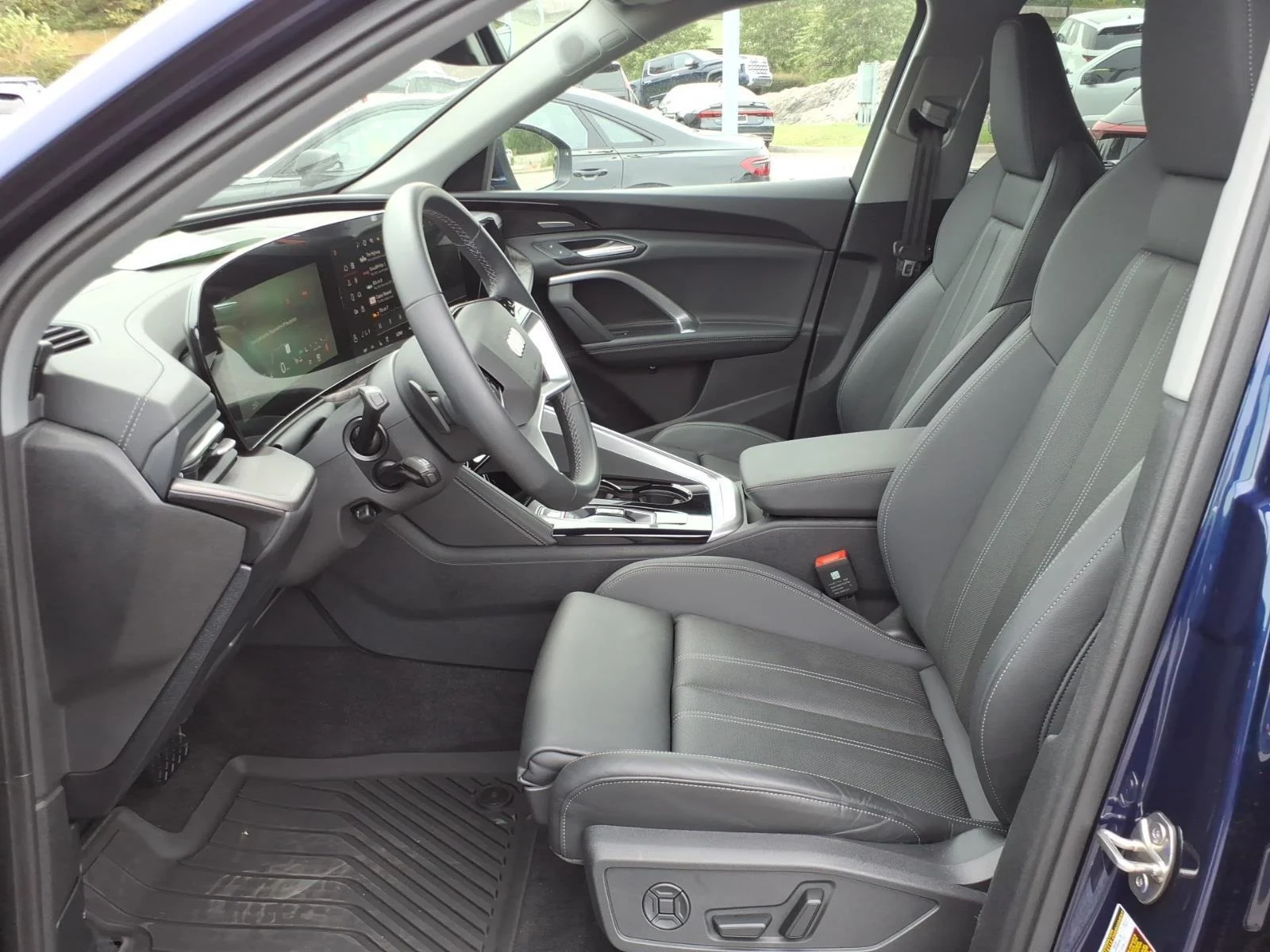 Certified Used 2025 Navarra Blue Metallic Audi Premium Plus image 12