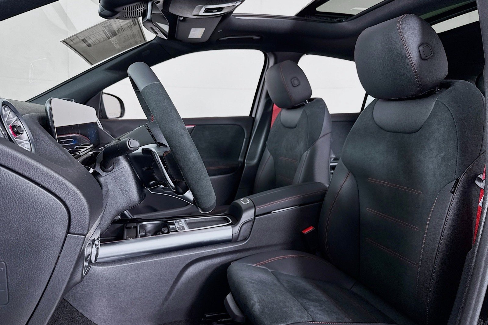 New 2026 Night Black Mercedes-Benz AMG® GLA 35 4MATIC SUV image 17