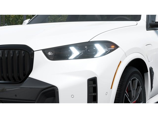 New 2026 Mineral White Metallic BMW X5 50e image 6