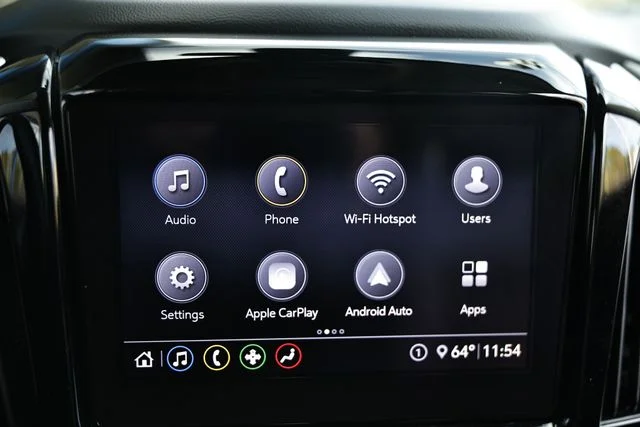 Used 2020 Silver Ice Metallic Chevrolet 3LT image 36