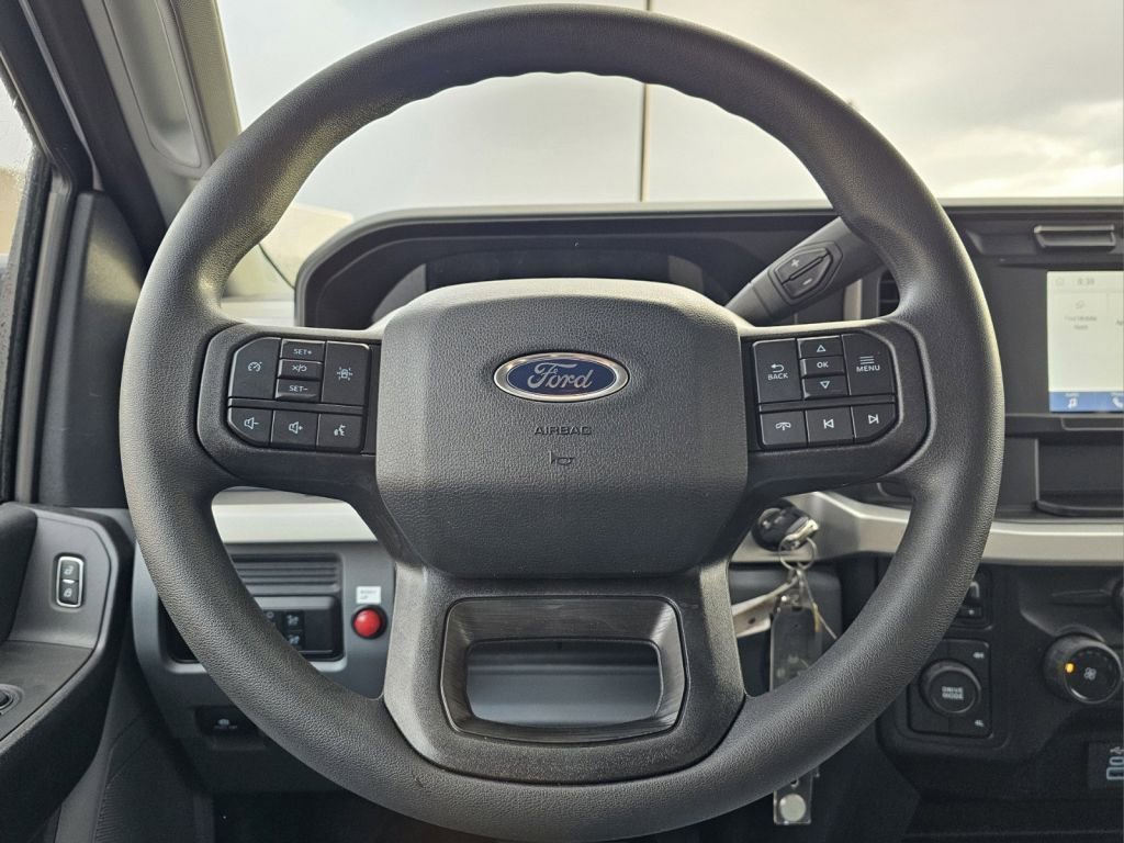 New 2024 Oxford White Ford XL image 26