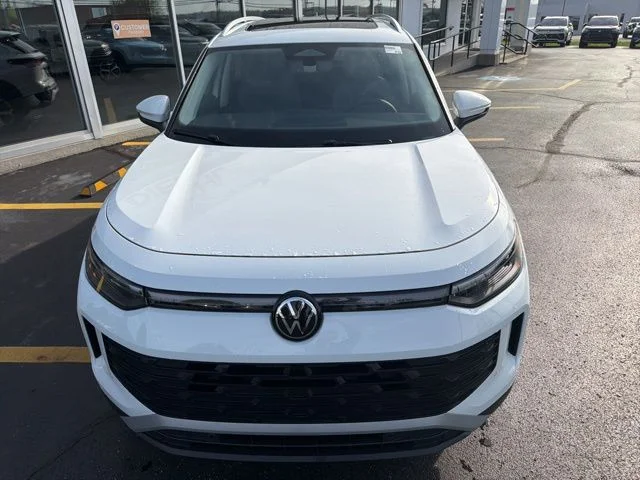 New 2026 Pure White Volkswagen 2.0T SE image 14