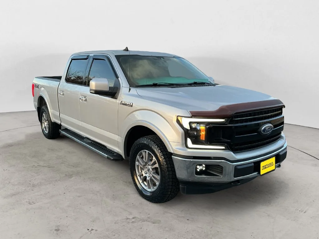 Used 2019 Silver Ford Lariat image 3