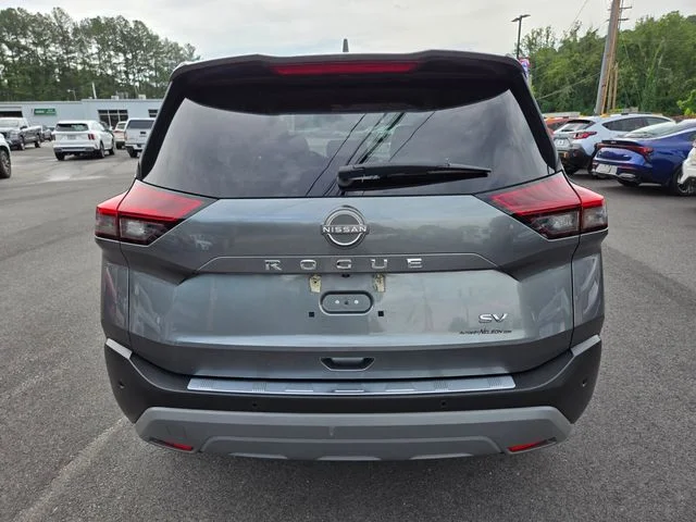 Used 2023 Gray Nissan SV image 7