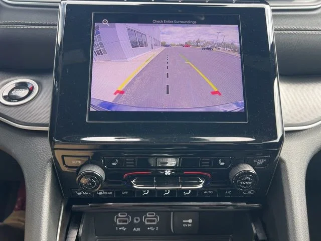 Used 2025 Black Jeep Altitude image 21