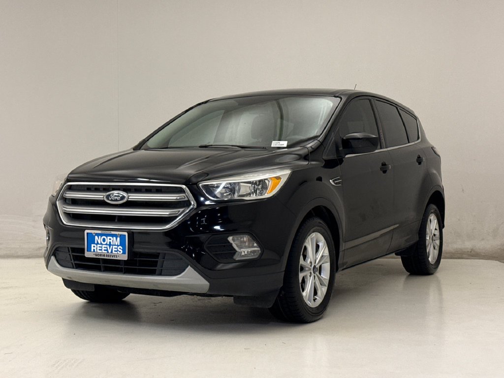 Used 2017 Ford Escape SE with VIN 1FMCU0GD5HUE23232 for sale in North Richland Hills, TX
