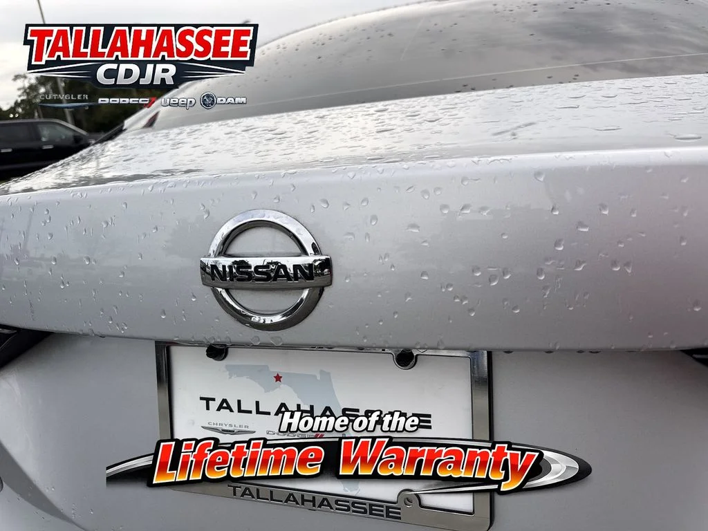 Used 2022 Brilliant Silver Metallic Nissan SV image 6