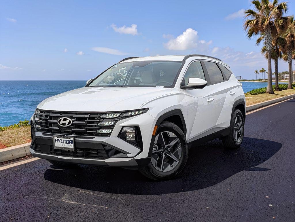 New 2026 White Hyundai SEL FWD image 2