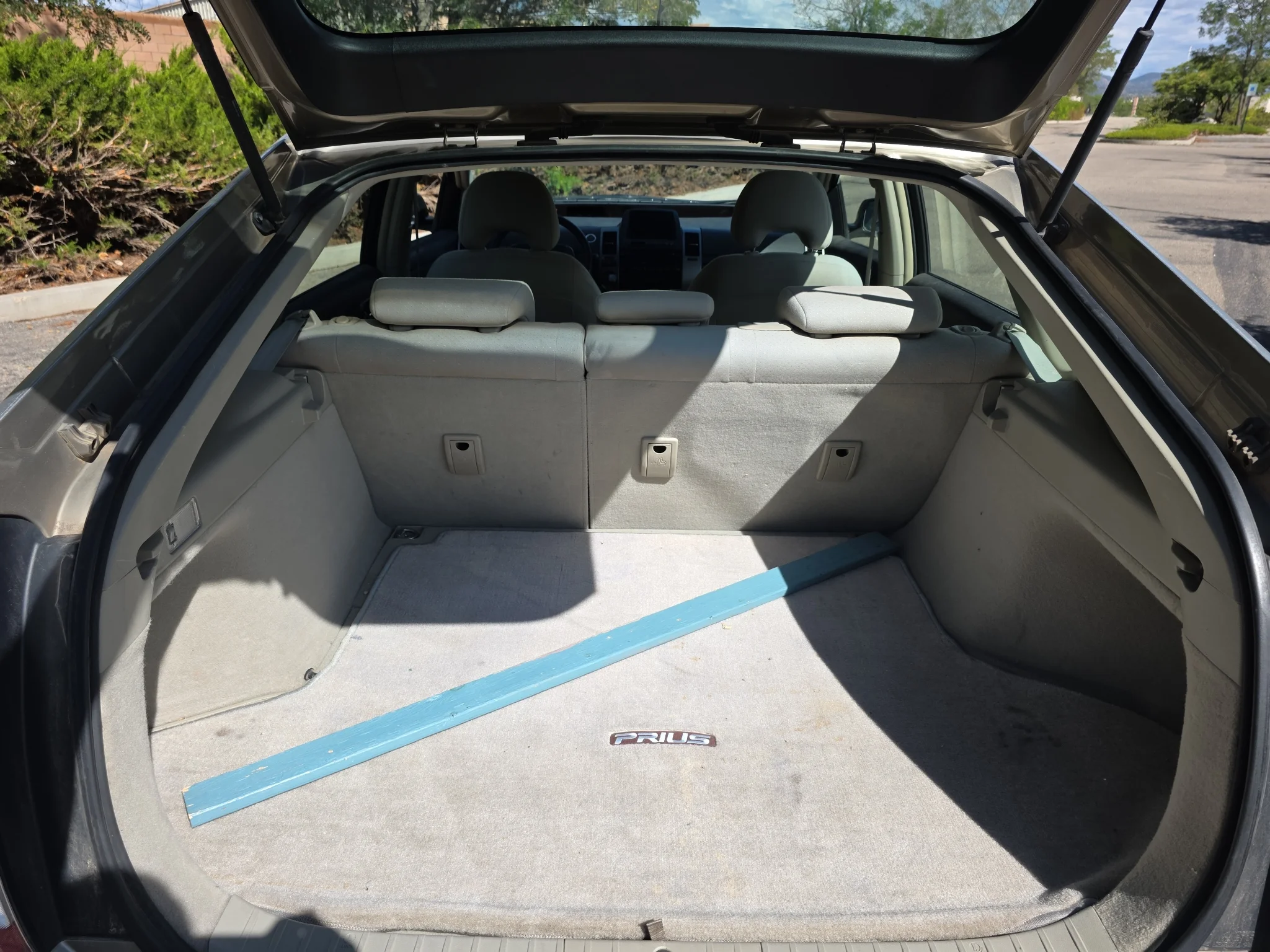 Used 2008 Silver Pine Mica Toyota  image 6