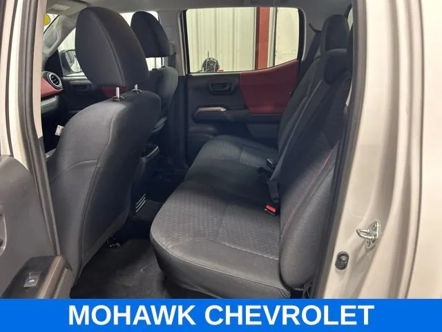 Used 2023 White Toyota SR5 V6 image 17