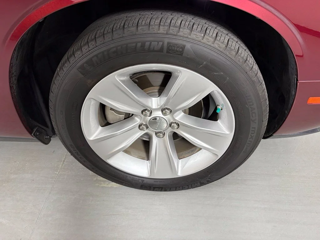 Used 2023 Red Dodge SXT image 10