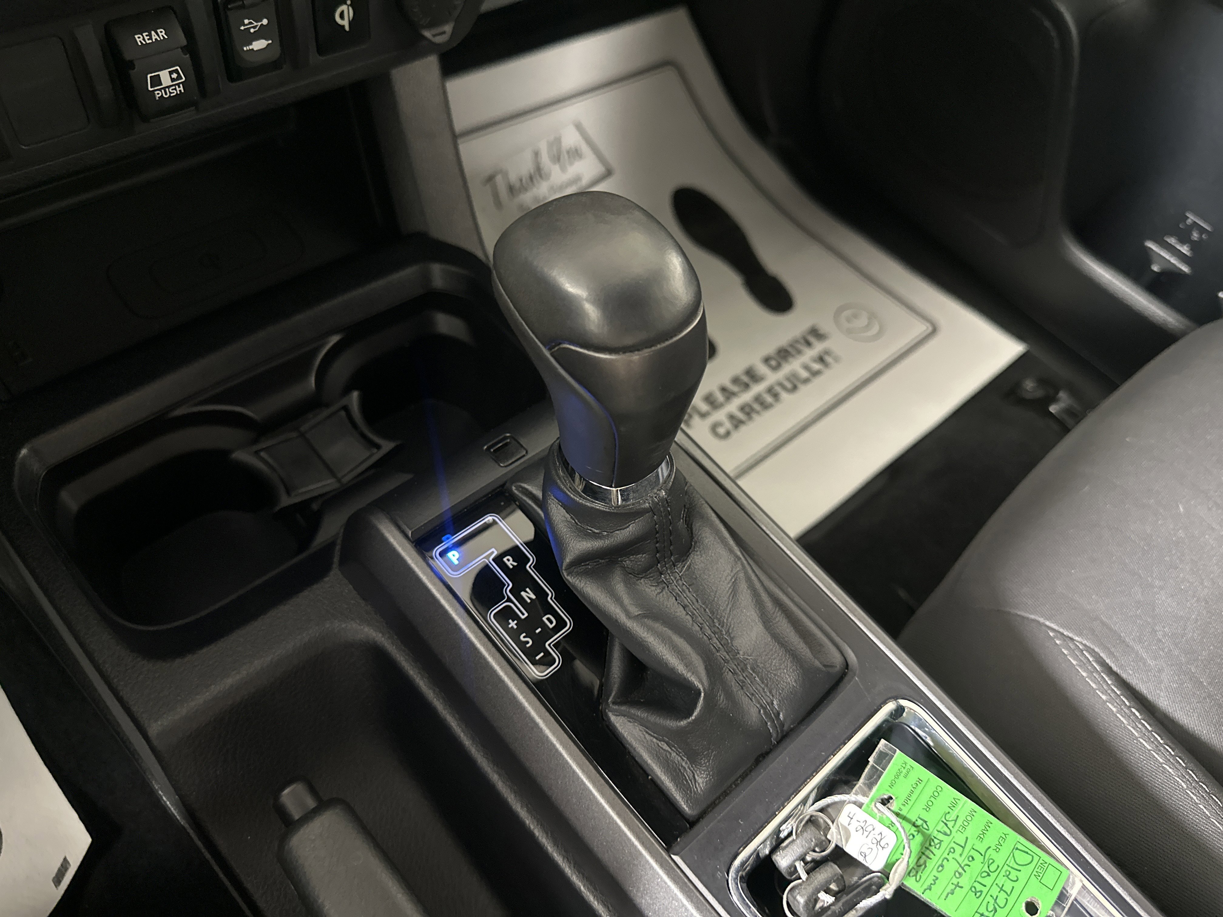 Used 2018  Toyota  image 20